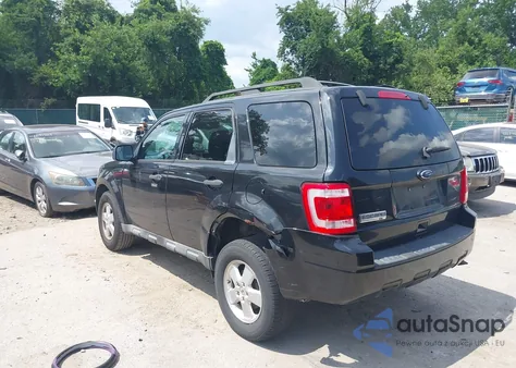 2011 Ford Escape Xlt z USA, uszkodzony, nr VIN 1FMCU9D71BKA12061